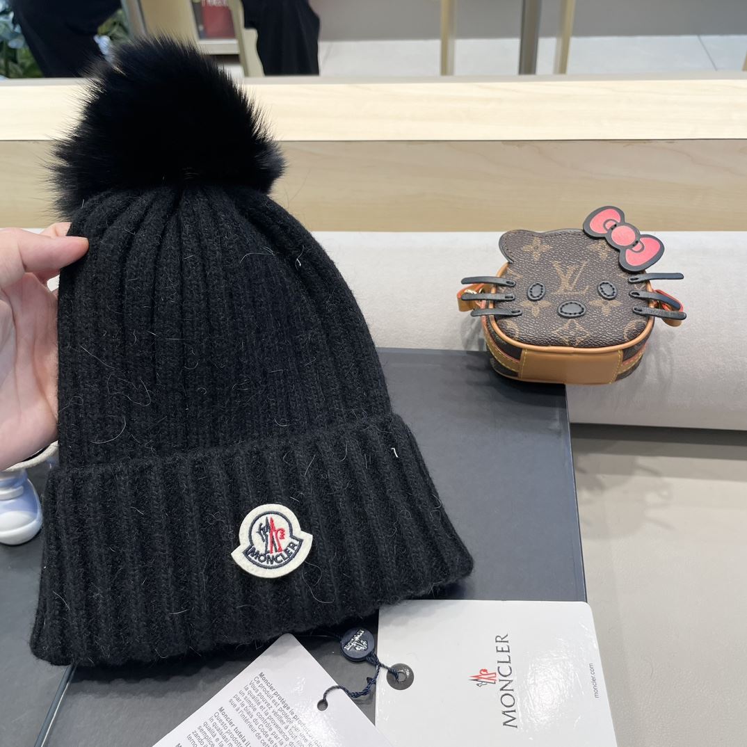 Moncler Caps